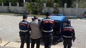 Aranan hükümlüyü jandarma yakaladı