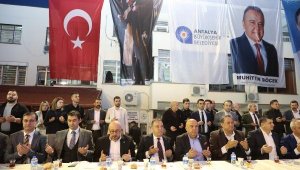 Başkan Böcek, Kadir Gecesi'ni Elmalı'da geçirdi