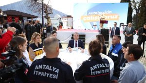 Başkan Böcek, personeli ile iftarda buluştu