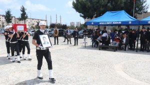 Evine dönerken kaza yapan polis memuru hayatını kaybetti