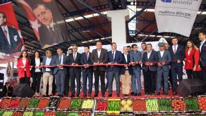 Kumluca Domates İhtisas Fuarı açıldı