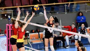 Muratpaşa'nın Sultanları galibiyetle başladı