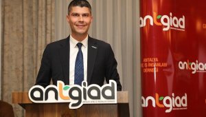 Osman Sert: Antalya odaklı siyaset yapacak vekiller istiyoruz