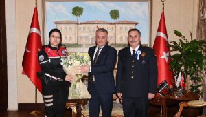 Polisten Vali Yazıcı'ya ziyaret