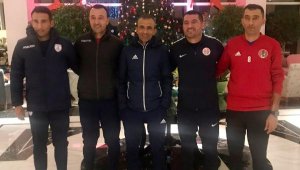5 kardeş, 4 futbol takımında malzemecilik yapıyor