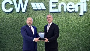 Antalya firması CW Enerji'den halka arz rekoru
