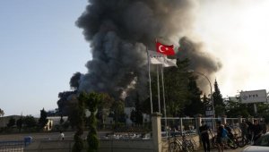 Antalya'da tekne ve yat üretim tersanesinde yangın - Yeniden