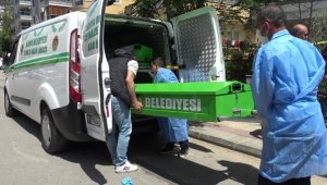 Elbise dolabında cansız bedeni bulunan kadının cinayet şüphelisi oğlu yakalandı