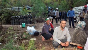 HES karşıtı 11 kişiye verilen para cezasını, mahalleli kampanyayla topladı