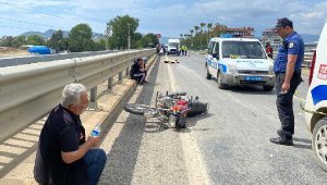 Kamyonetin çarpıp kaçtığı motosikletli öldü