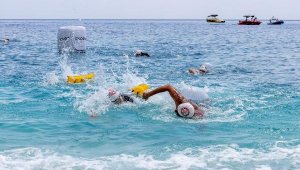 Kemer'de kulaçlar yarışacak