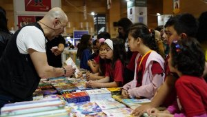 Kepez Kitap Fuarı'na büyük ilgi
