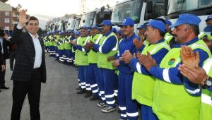 Kepez'de emekli olan 205 personele 70 milyon ikramiye ödendi