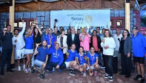 Raketler konteyner için vurdu