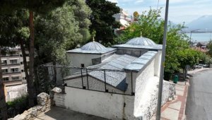 Sitti Zeyneb Türbesi'nin çatısı onarıldı