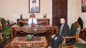 Vali Yazıcı, İl Sağlık Müdürü Karahan'ı makamında kabul etti