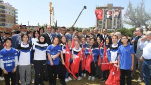 Vali Yazıcı'dan spor salonu temeli