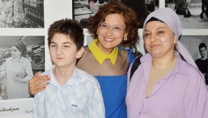 ZİÇEV Galerisi, 'Bir Gün' sergisiyle açıldı