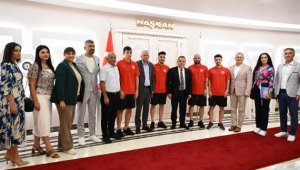 Ayak Tenis Takımı, Türkiye Şampiyonasına gidiyor