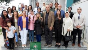 Kadın tekvandoculardan 'Saçım saçın olsun' kampanyasına destek