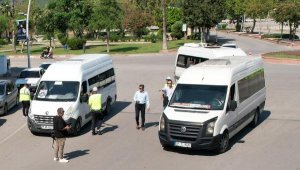 Kemer'de kaçak taşımacılara sıkı denetim