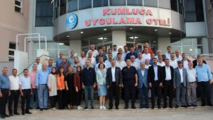 Kumluca protokolü veda yemeğinde buluştu