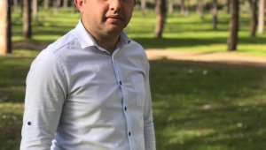 Tamir etmek istediği makineye kafası sıkışıp, öldü