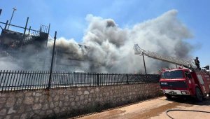Antalya'da fabrika yangını