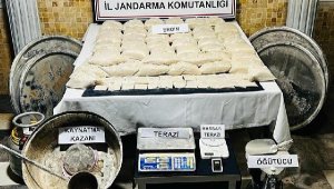Antalya'da jandarma 68 kilo eroin ele geçirdi; 2 gözaltı