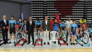 Bakanlık, 500 bin genci sporda buluşturuyor