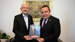 Başkan Böcek ve Başpehlivan Zeybek'ten Kılıçdaroğlu'na ziyaret