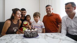 Bozkaya ailesi, 4 aydır yaşadıkları sokaktan kurtulup eve yerleşti
