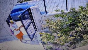 Elektrikli motosiklet hırsızlığı kamerada