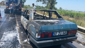 Seyir halindeki otomobil yandı
