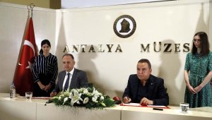 Üzerinde halk pazarı kurulan nekropol alanı müze oldu