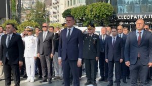 Alanya'da 30 Ağustos çelenk töreni yapıldı