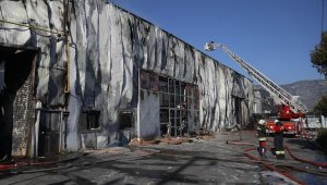 Antalya'da gıda fabrikasında yangın