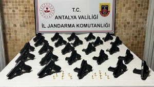 Antalya'da silah kaçakçılığı operasyonu