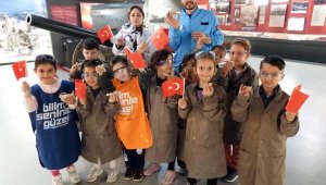 Bilim Merkezi'nde 30 Ağustos atölyeleri
