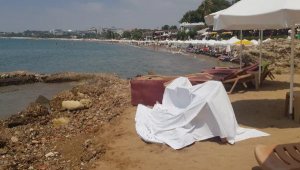 İsveçli turist Side'de boğuldu