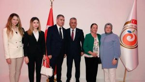 Vali Yazıcı'ya veda yemeği