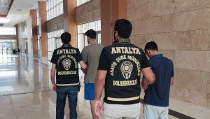 'Polisim' deyip 1 milyon 600 bin lira dolandırıcılık yapan 6 kişi yakalandı