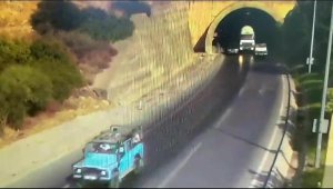 Alanya'da safari cipi zincirleme kazada devrildi; 1 ölü, 10 yaralı