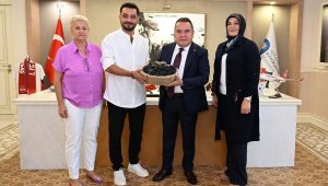 Antalya Büyükşehir destekledi genç çiftçiler üretti