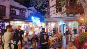 Antalya'da polisten 'huzur' uygulaması
