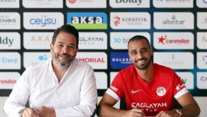 Antalyaspor, İsrailli orta saha Safuri ile 2+1 yıllık sözleşme imzaladı