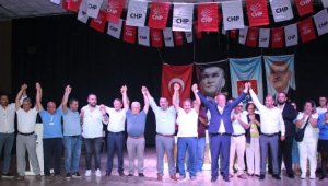 CHP Kumluca'da başkan Karaöz oldu