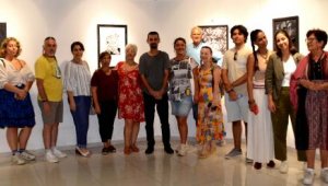 Düşündüren sanat çalışmaları