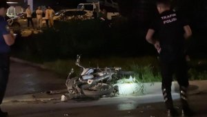 Hafif ticari araçla çarpışan motosiklet sürücüsü öldü
