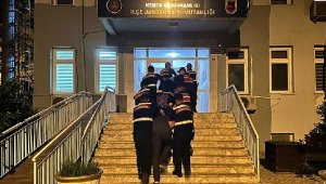 Jandarmadan uyuşturucu operasyonuna 4 tutuklama